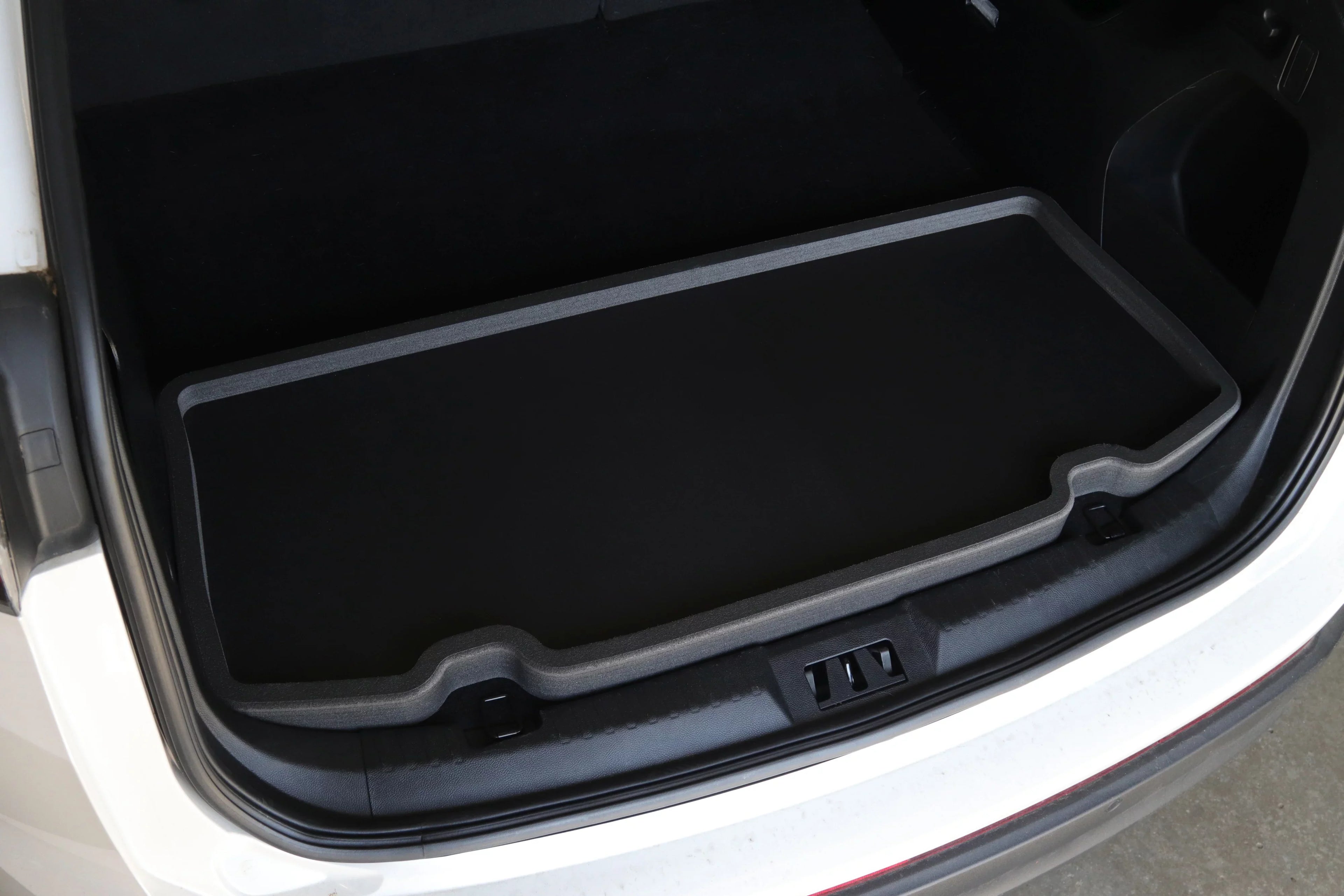 Red Hound Auto Cargo Rear Trunk Mat Liner Tray Custom Direct Fit Floor Hatch Black Foam Compatible with Ford Edge 2015-2018 Anti-Rattle Waterproof Protector