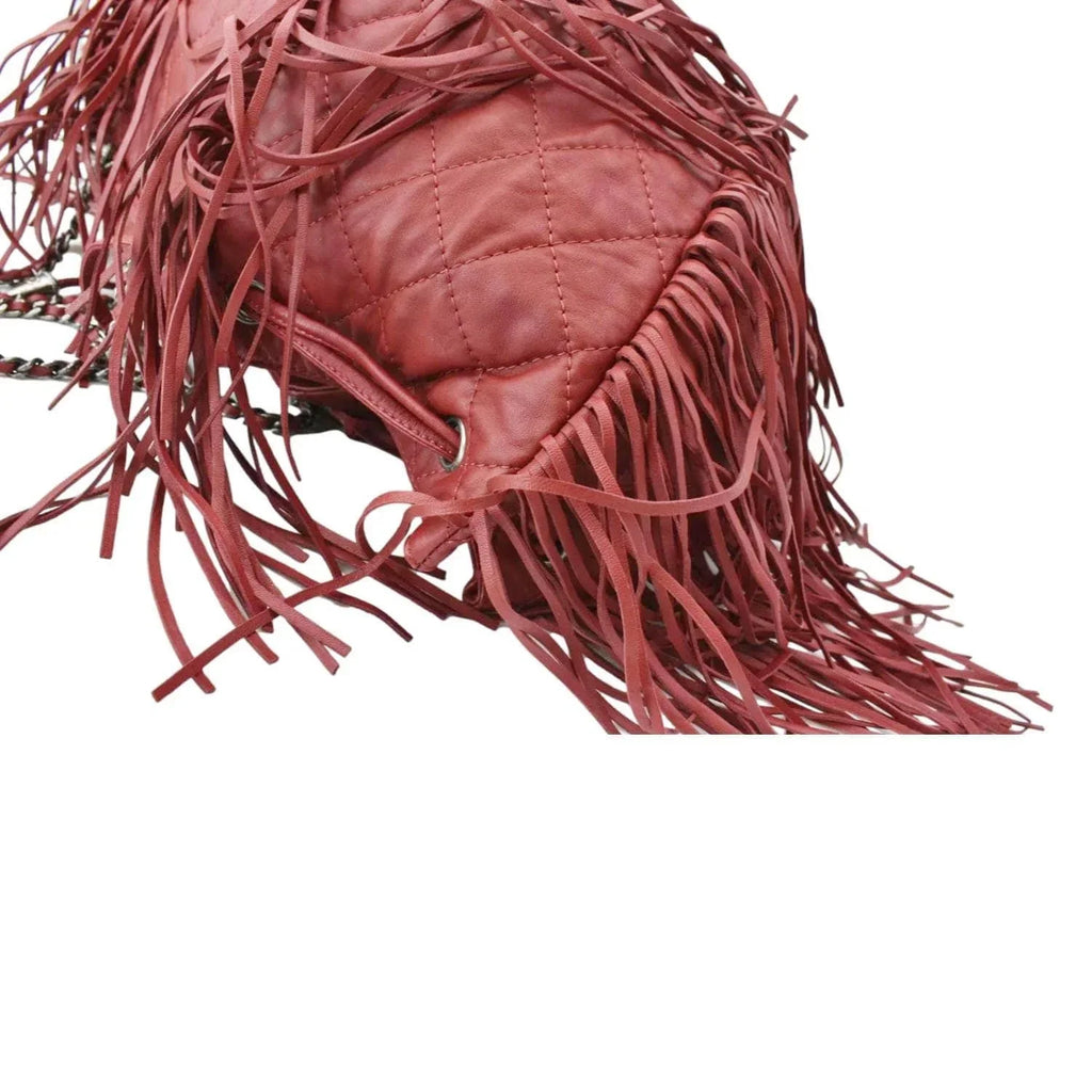 Pre-Loved  Paris Dallas Drawstring Fringe Leather Shoulder Bag Red