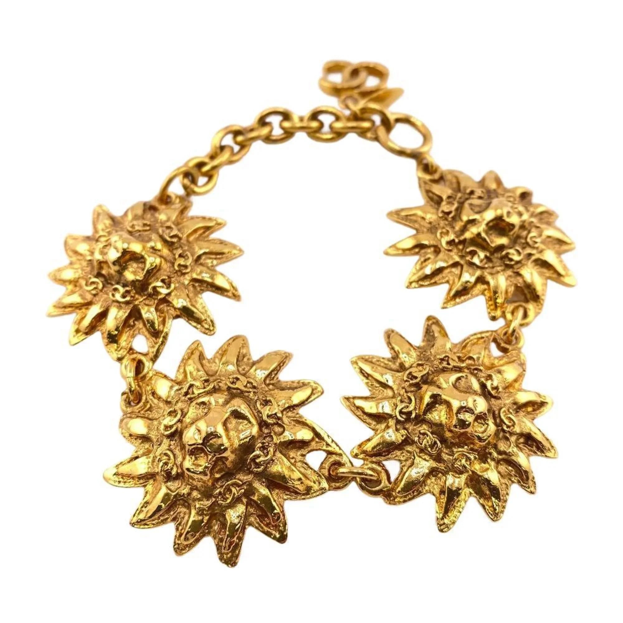 Pre-Owned  Lion Bracelet Gold Women's  (Good)