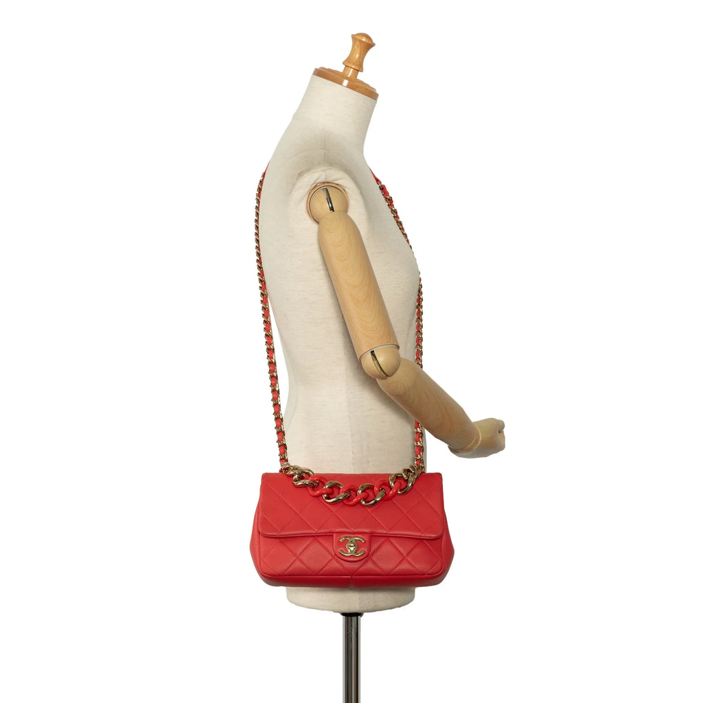 Pre-Owned Authenticated Chanel Small Lambskin Elegant Chain Single Flap Leather Red Satchel Unisex (Good)