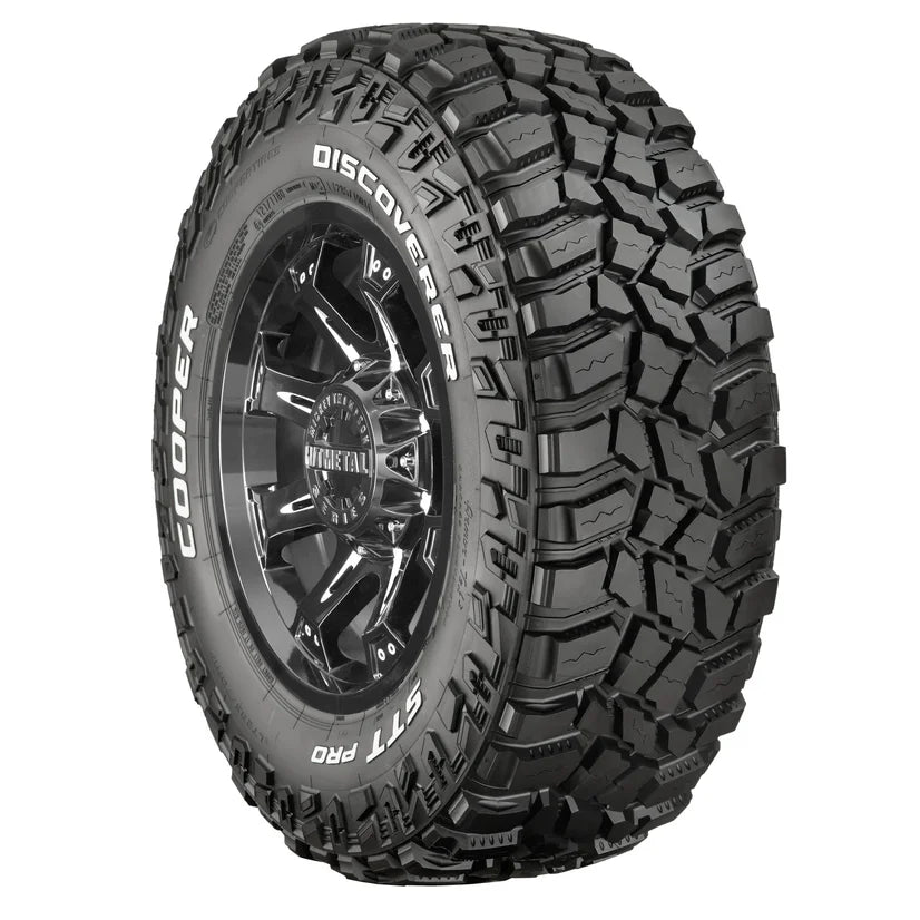 Cooper Disshielder  Pro All-Season /65R18 123Q Tire Fits: 2019-23 Chevrolet Silverado 1500  Trail Boss, 2019-21  Sierra 1500