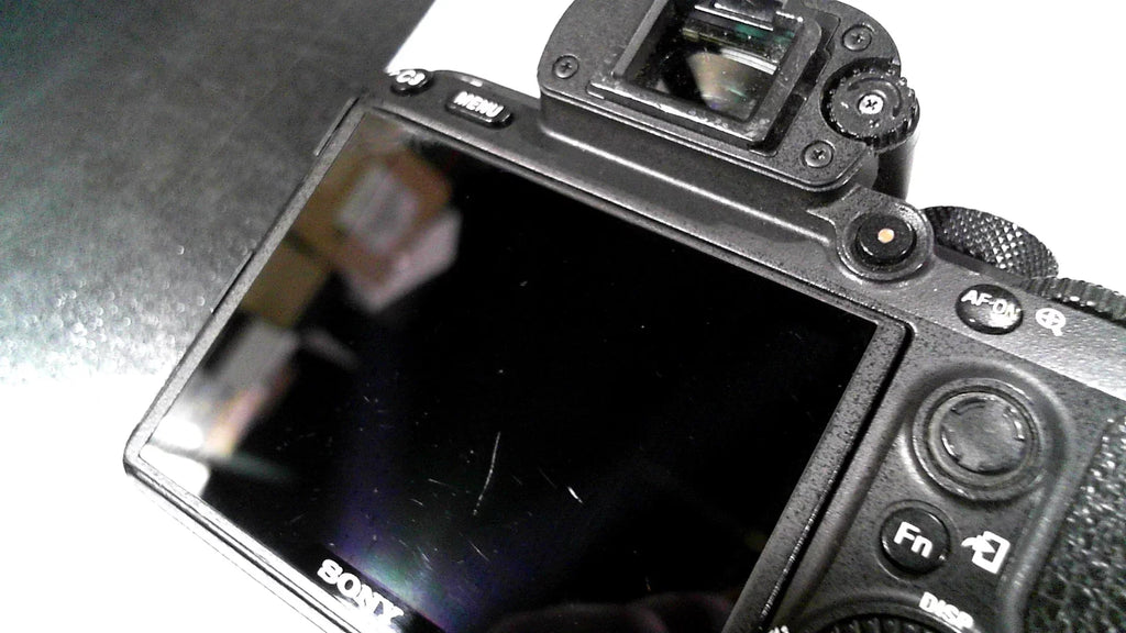 Sony a7  Full-Frame Mirrorless Interchangeable-Lens Camera Optical with 3-Inch , Black (/)