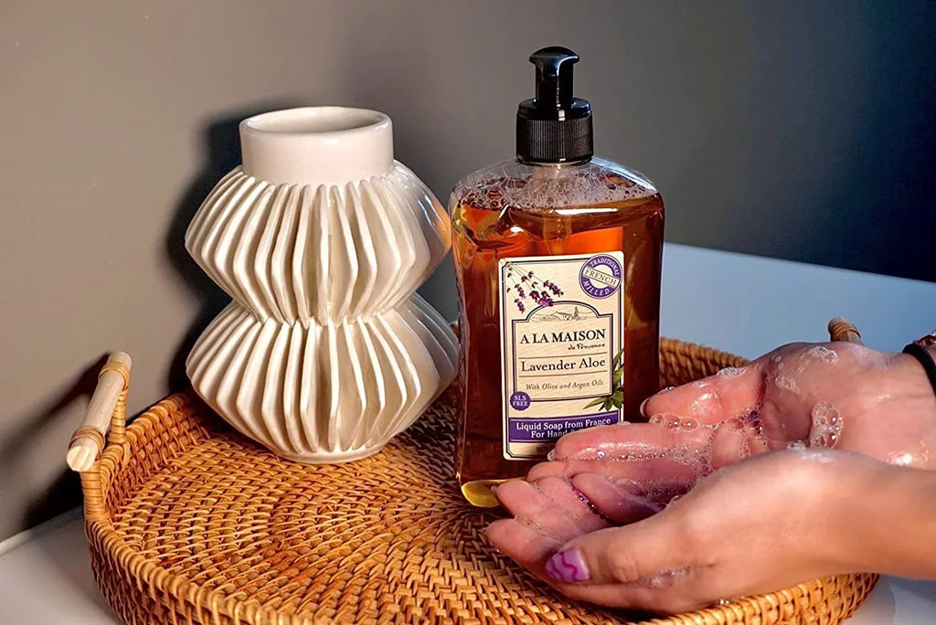 Lavender Aloe Liquid Hand Soap - Triple French Milled Natural Moisturizing Soap (2 Pack, 16.9 oz Bottle)