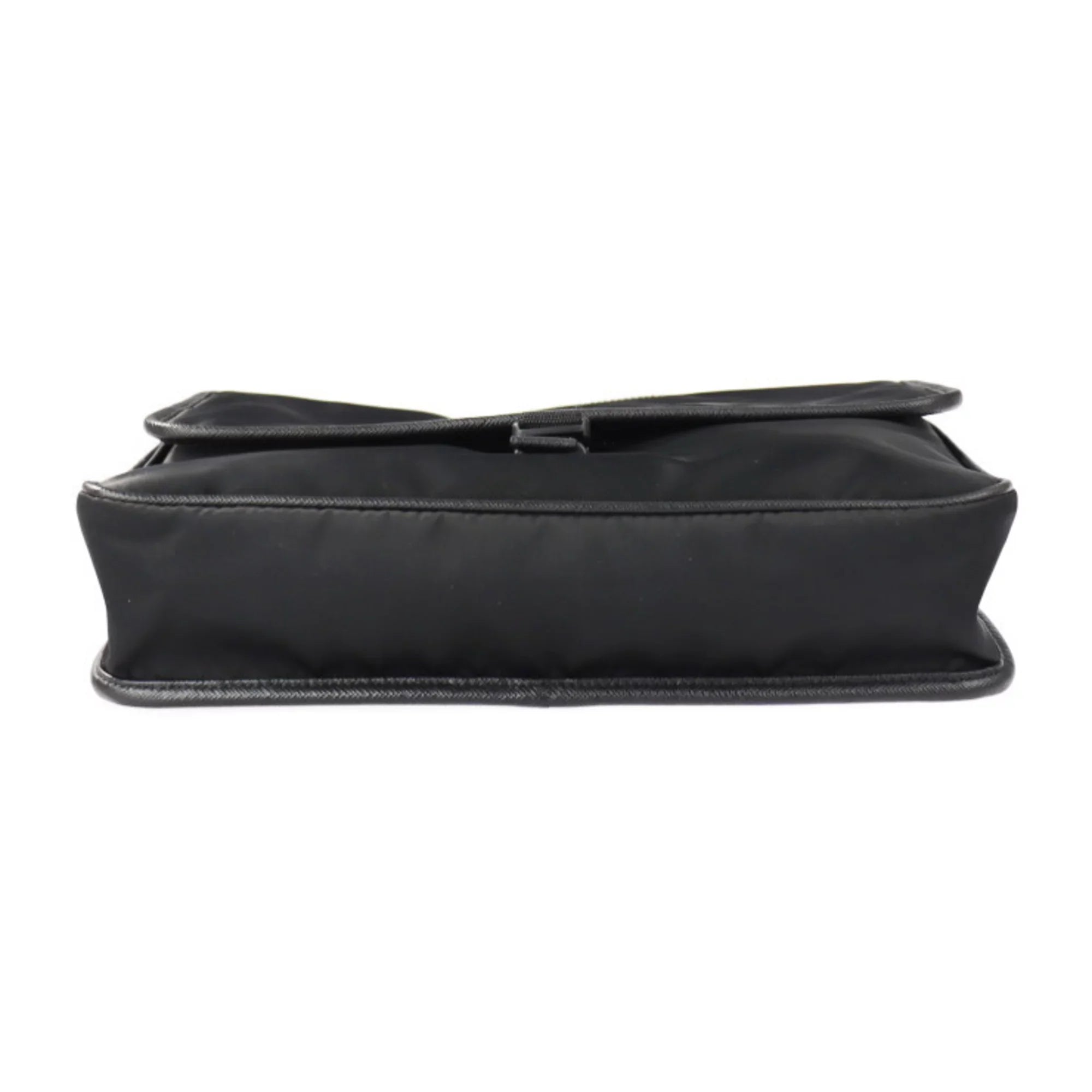 Pre-Owned  Prada shoulder bag 2VD951 nylon black leather silver metal fittings messenger triangle logo mark (Good)
