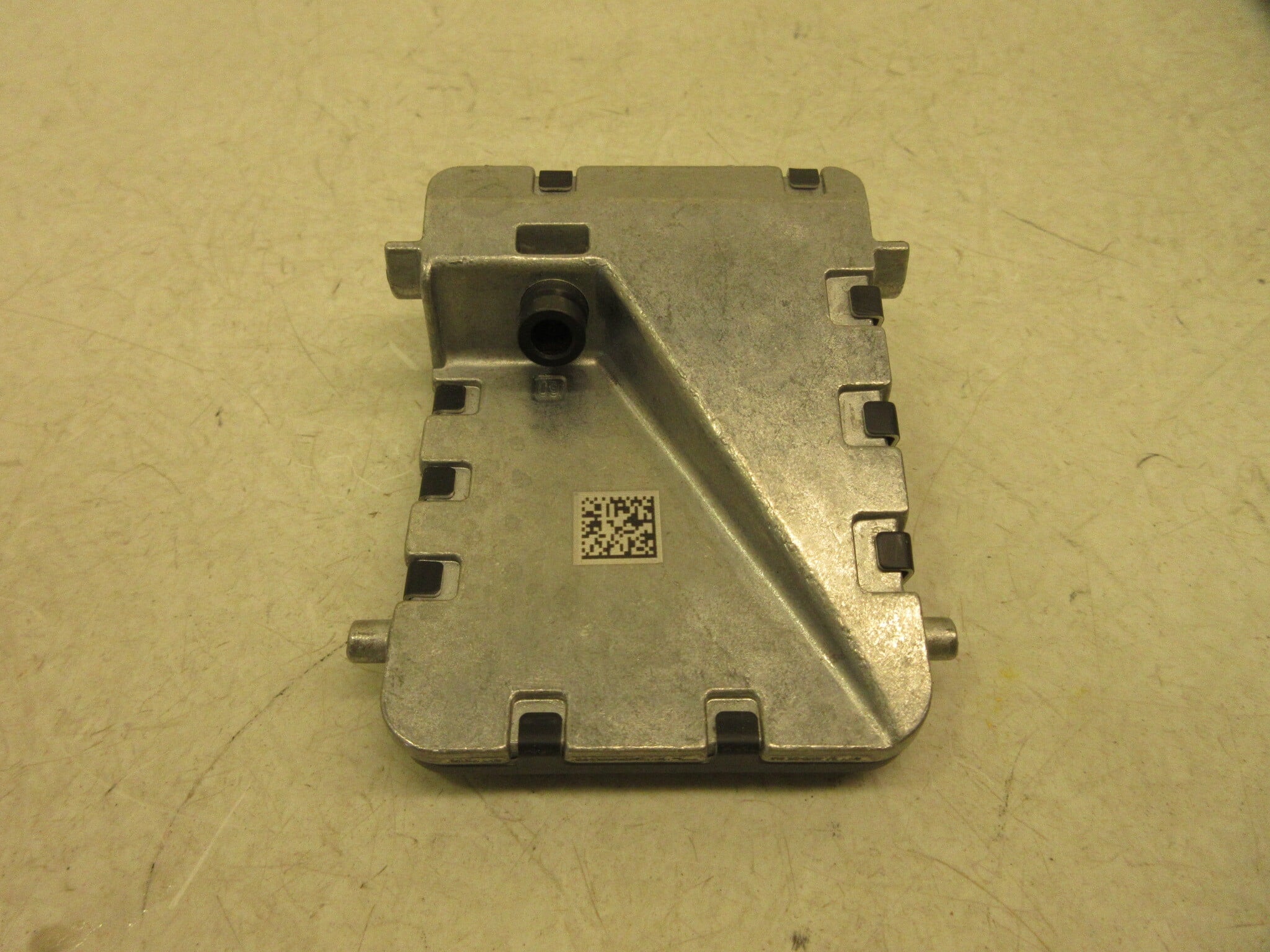 Pre-Owned 18-22 Toyota Tacoma Front Windshield Mounted Lane Departure Warning Camera  (Good)