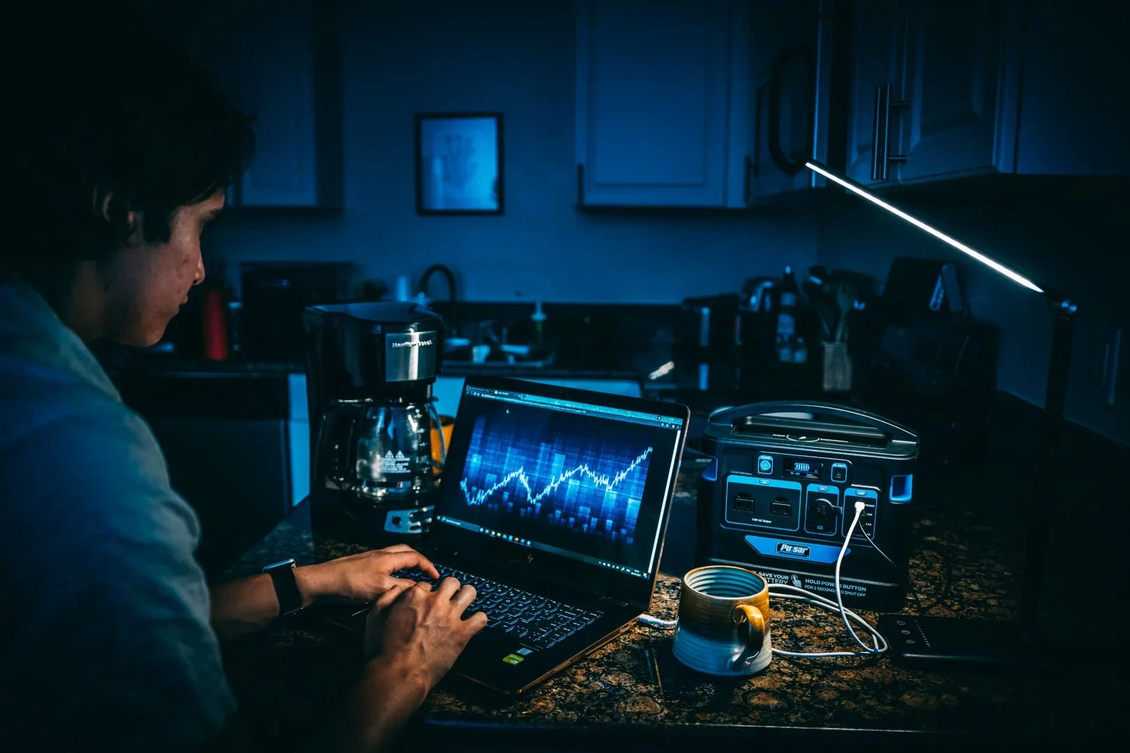 Pulsar 500 Watt Lithium-Ion Portable Power Station with  Display and Wireless Charging Pad (518Wh Capacity)
