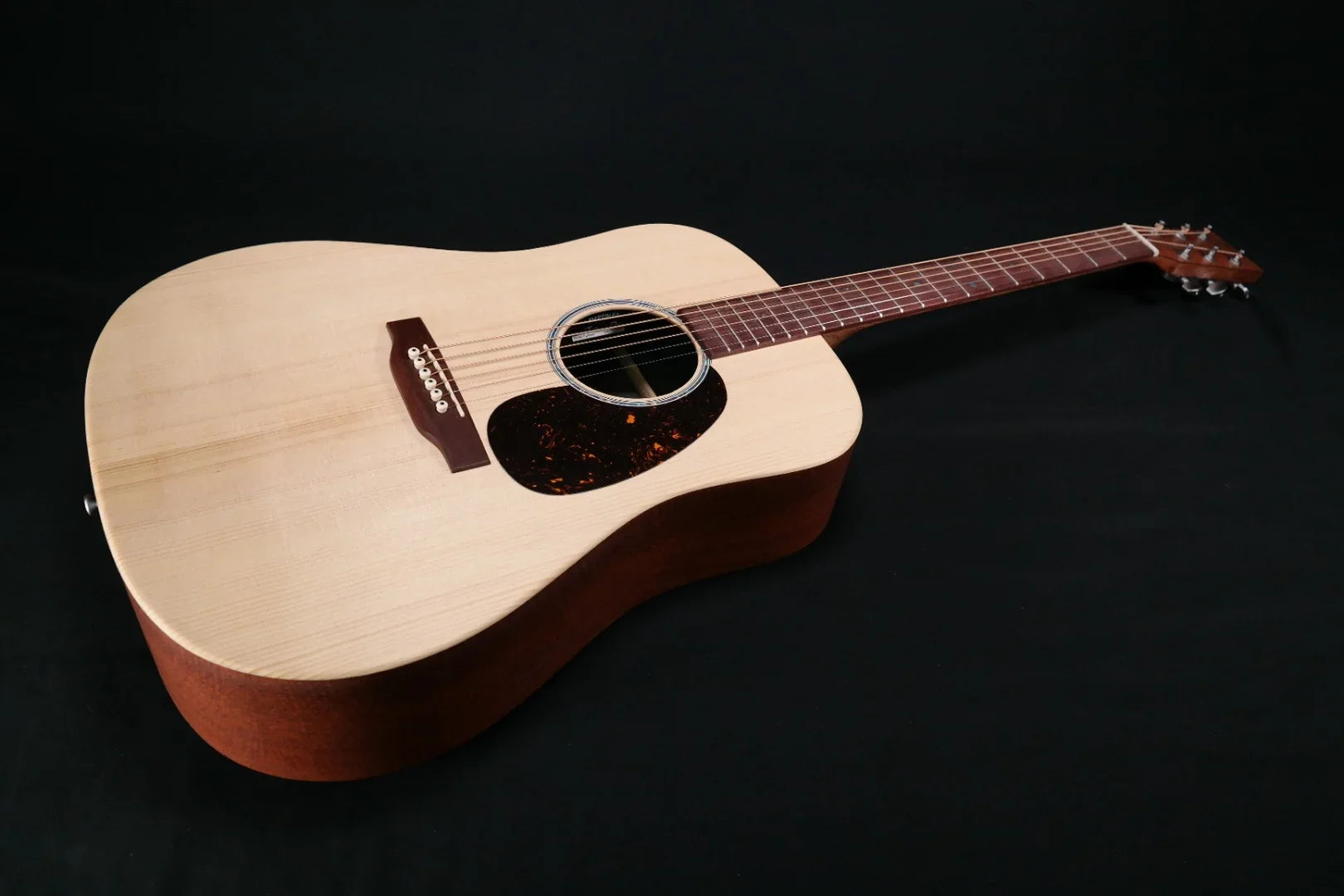 Martin - Mahogany with Gig Bag  Series Re-Imagined 934