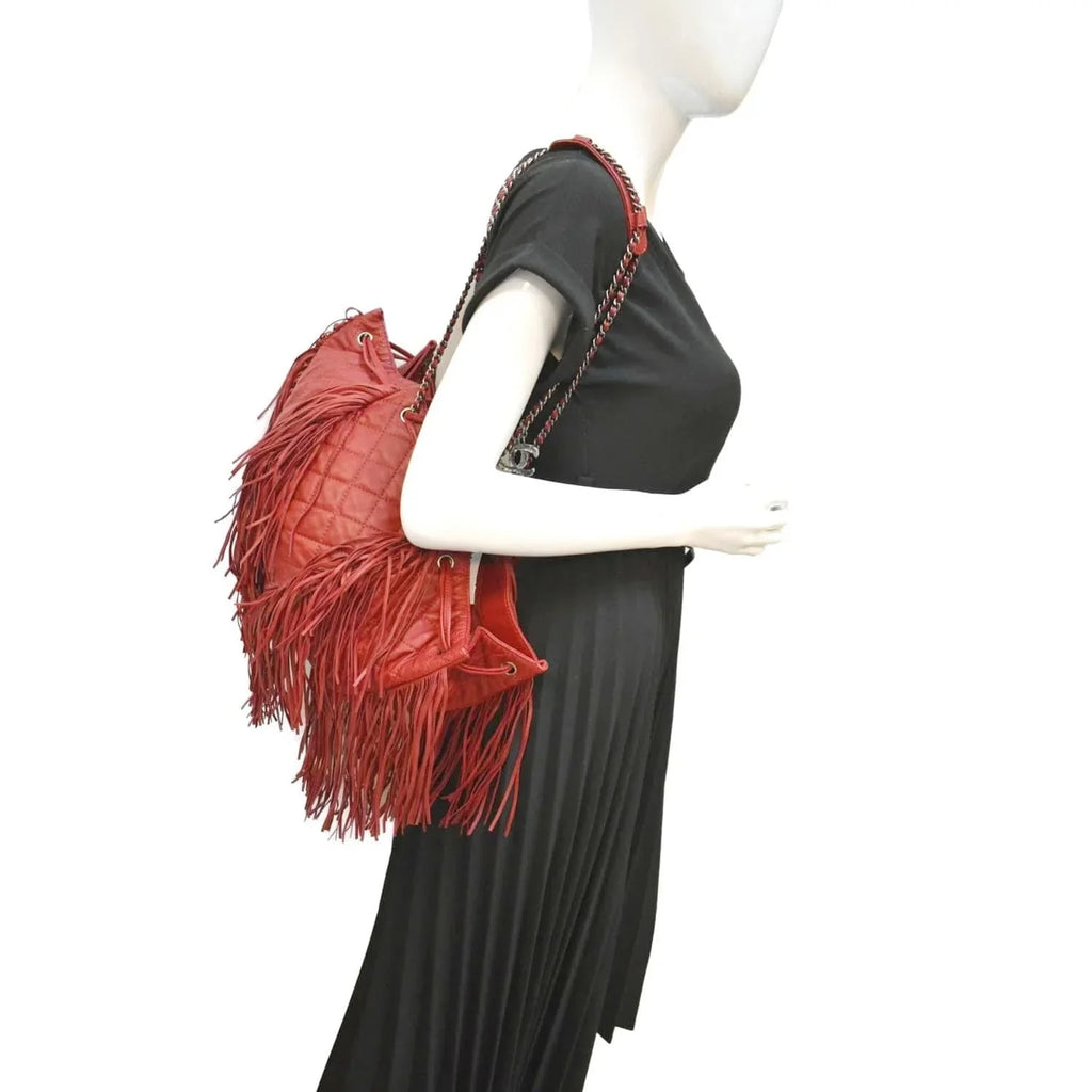 Pre-Loved  Paris Dallas Drawstring Fringe Leather Shoulder Bag Red