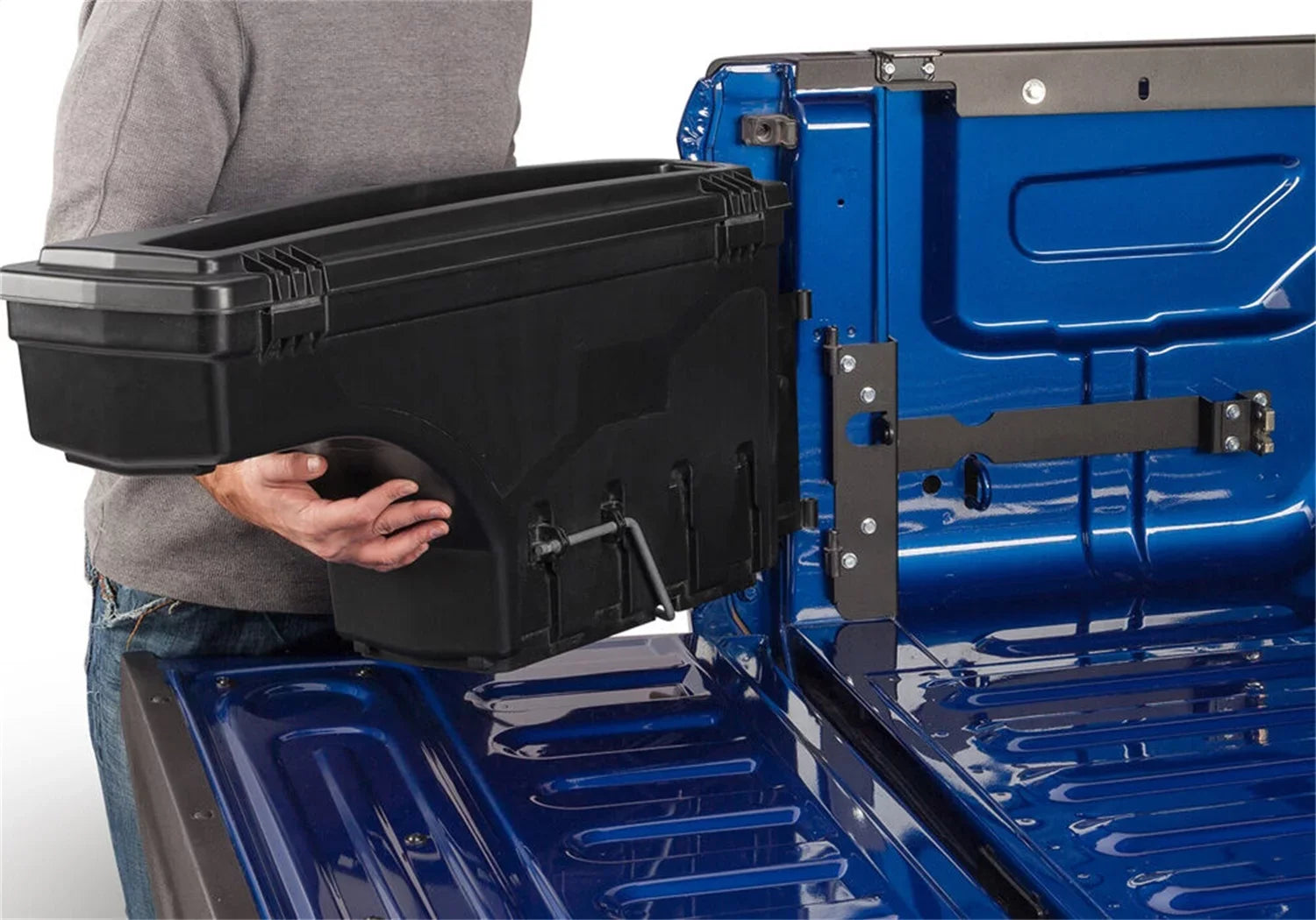 UnderCover By RealTruck SwingCase Truck Bed Storage Box |  | Fits 2022 - 2023 Nissan Frontier Drivers Side
