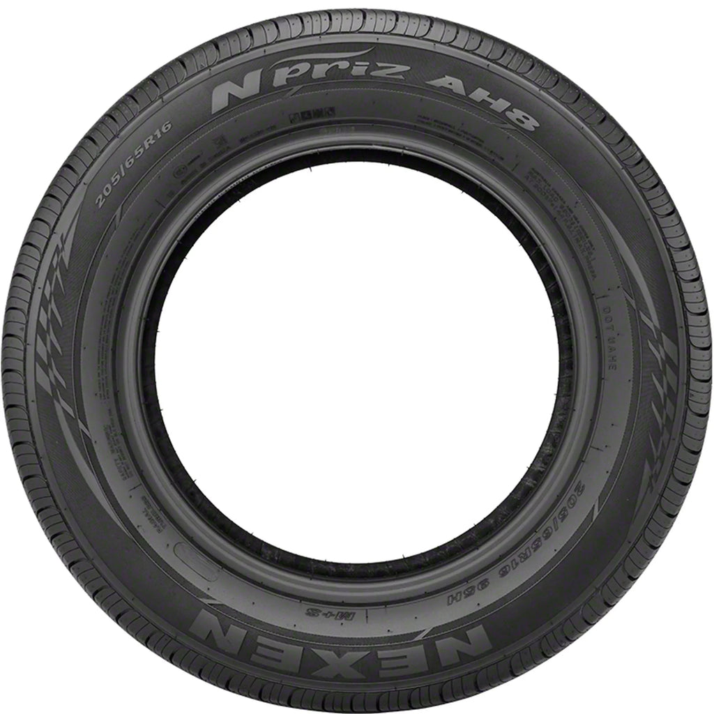 Nexen 'Priz  All Season 235/60R16 100H Passenger Tire