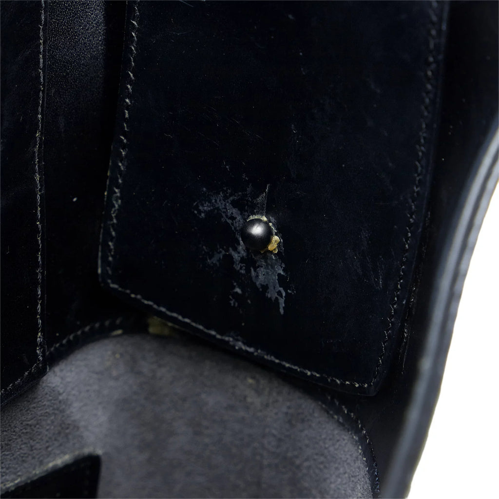 Pre-Owned Authenticated Louis Vuitton Epi Sac Verseau Leather Black Shoulder Bag Unisex (Fair)