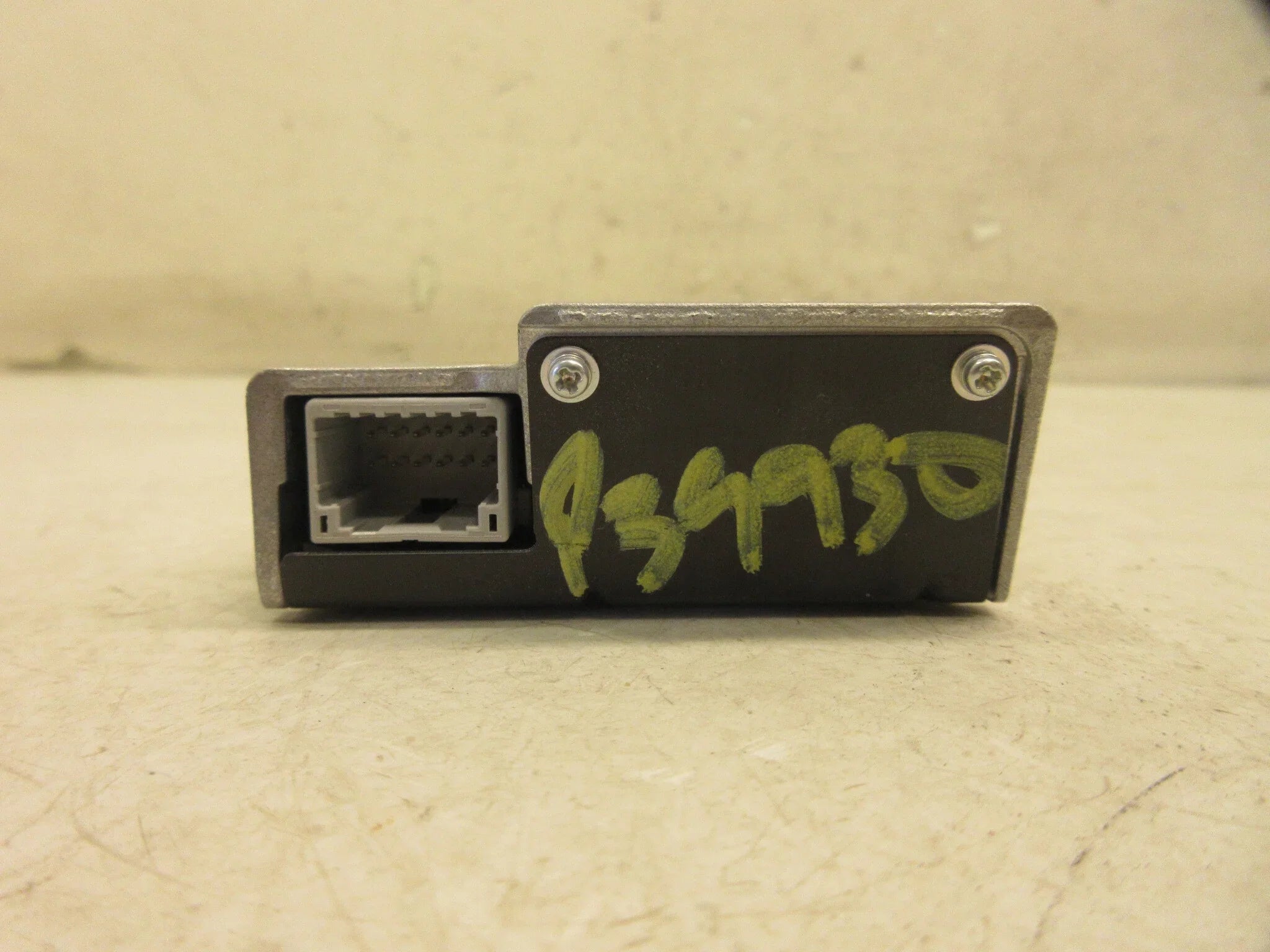 Pre-Owned 20 21 Toyota Rav4 Windshield Mounted Front lane Departure Warning Camera   (Good)