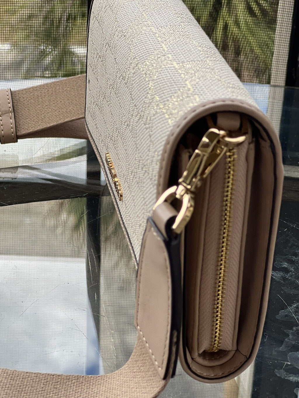 Michael Kors Jet Set  Zip Around Wallet Crossbody Bag  Gold Glitter Natural