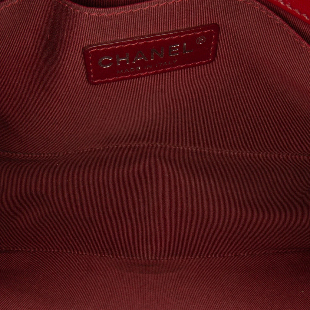 Pre-Owned Authenticated Chanel Medium Lambskin Boy Flap Bag Leather Red Crossbody Bag Unisex (Good)