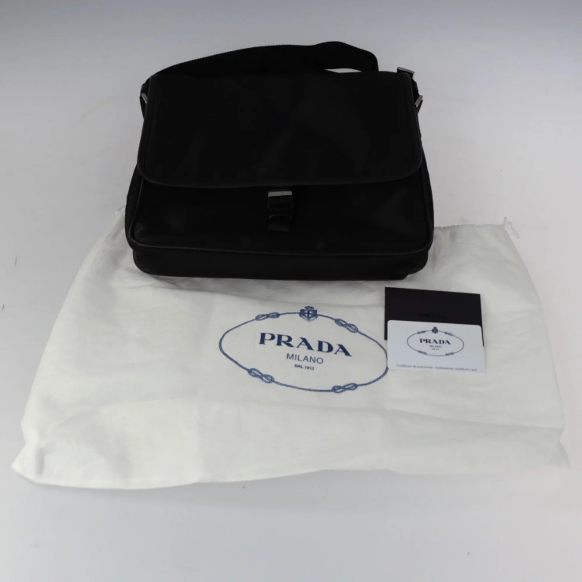 Pre-Owned  Prada shoulder bag 2VD951 nylon black leather silver metal fittings messenger triangle logo mark (Good)