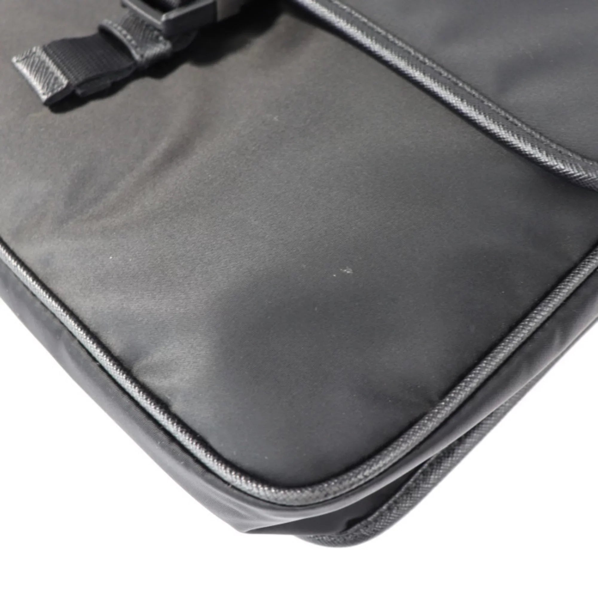 Pre-Owned  Prada shoulder bag 2VD951 nylon black leather silver metal fittings messenger triangle logo mark (Good)