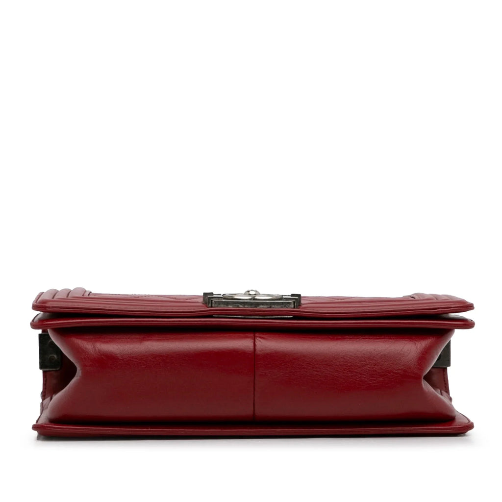 Pre-Owned Authenticated Chanel Medium Lambskin Boy Flap Bag Leather Red Crossbody Bag Unisex (Good)