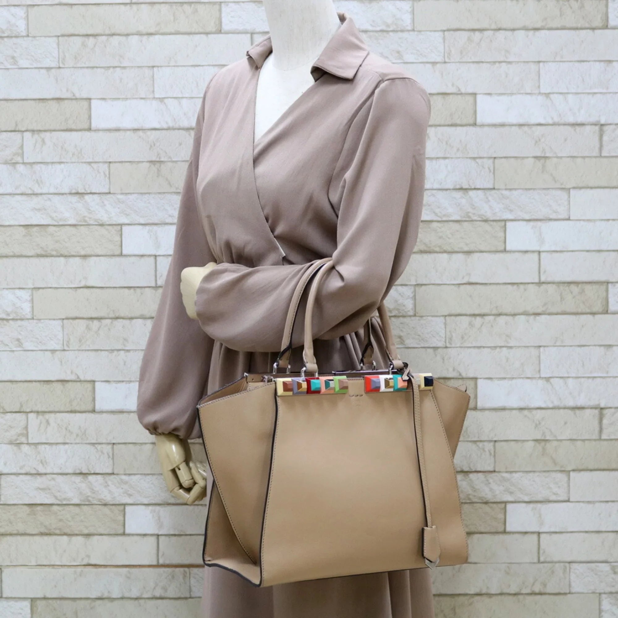 Pre-Owned  Shoulder Bag Trois Heors Beige Women's Leather (Good)
