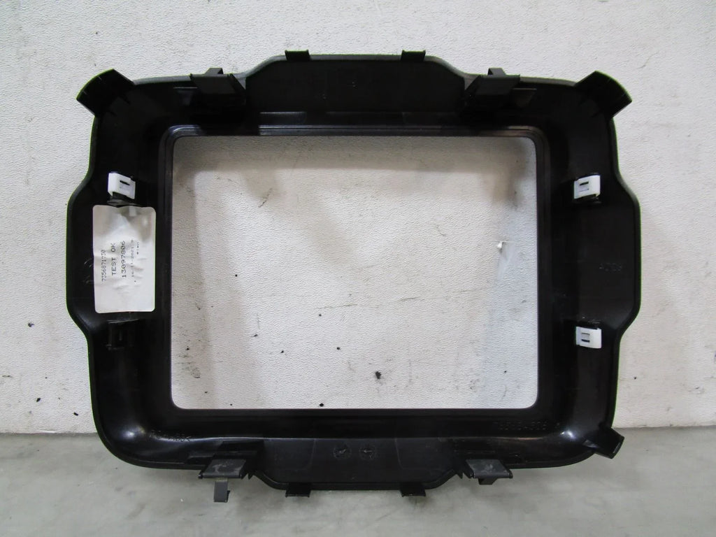 Pre-Owned 21 2021 Jeep Renegade Radio Stereo Trim Bezel  (Good)