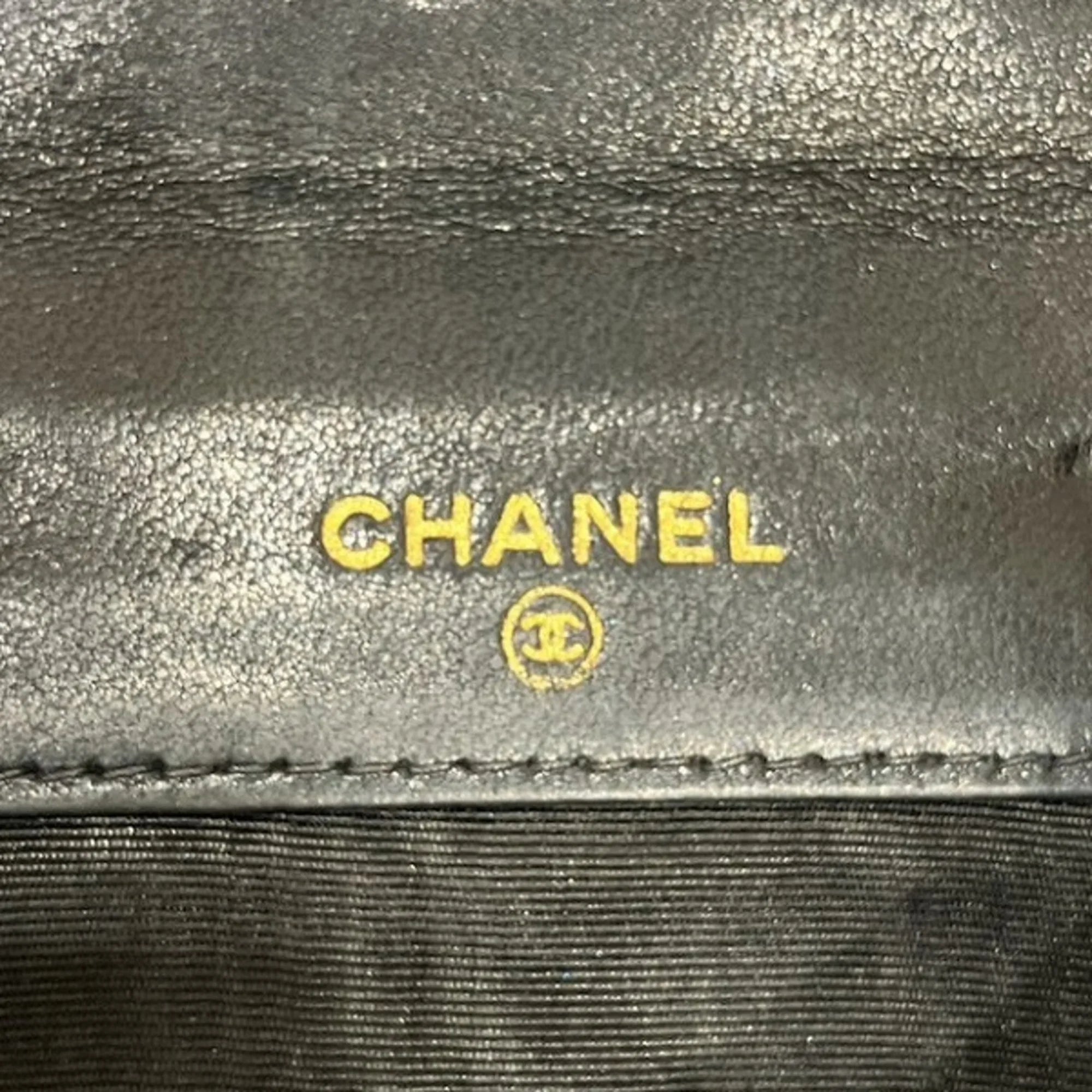 Pre-Owned   Bifold Wallet Women's (Fair)