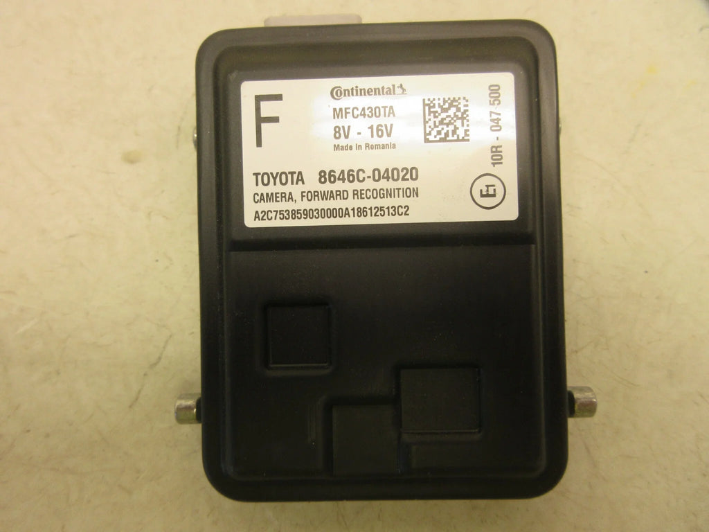 Pre-Owned 18-22 Toyota Tacoma Front Windshield Mounted Lane Departure Warning Camera  (Good)